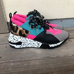 Steve Madden sneakers